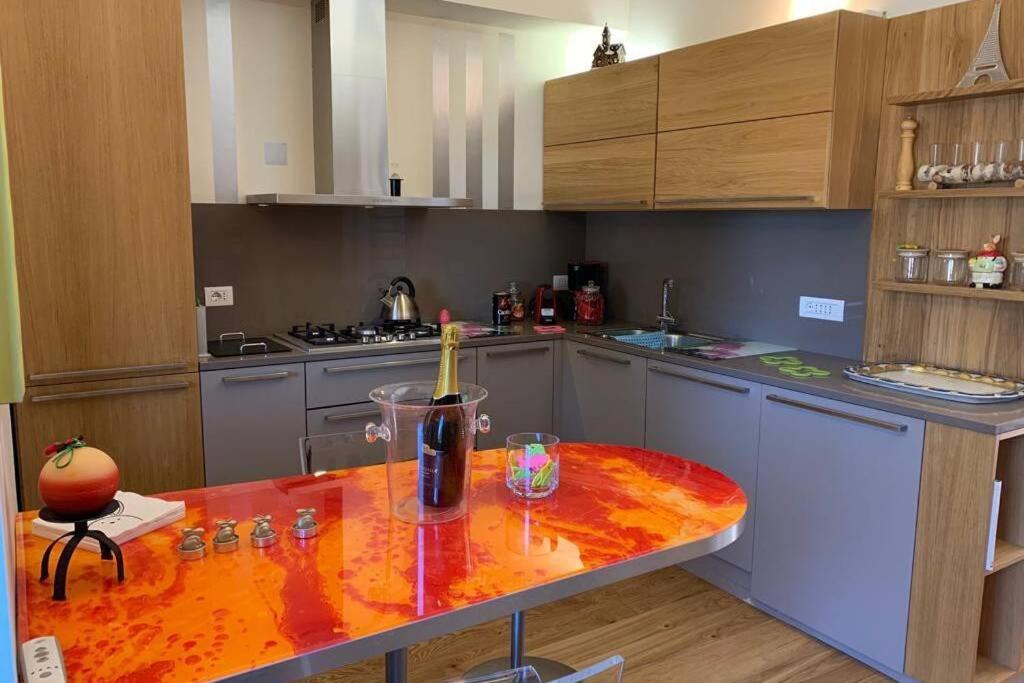 The Cherry Garden House Loft Lusso Apartman Brunate Kültér fotó
